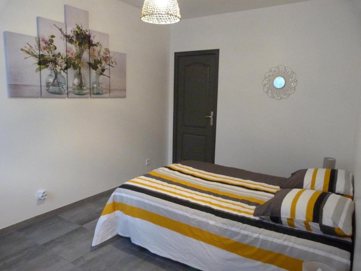 Appartement T.2 - Parking -Gratuit Vierzon Dış mekan fotoğraf